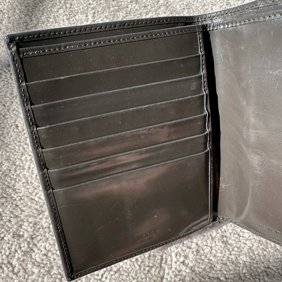 Prada Wallet - Spazzolato Portafoglio in Color Gray Smog with authenticity card - Picture 10 of 16